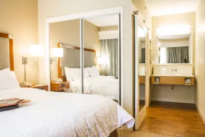 Hampton Inn Charleston - Daniel Island - Chambre