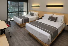 City Express Plus by Marriott Monterrey Galerías - Rom