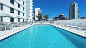 Hyatt Place St. Petersburg/Downtown - Pool