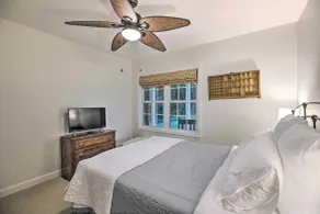 Waterfront Home in Quiet Cove: Kayaks On-site - Rum