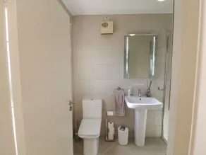 Sea's The Dream - Bathroom
