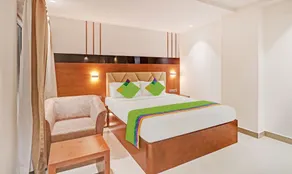 Treebo Emora Grand - Near Bangalore Airport - Rom