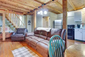Cozy Indiana Cabin Rental w/ Private Porch & Grill - Interior