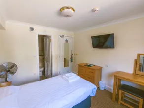 The Grove Hotel - Room