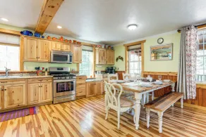 8 Private Acres: Little Mahoning Creek Cabin! - Interior