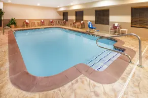 Baymont by Wyndham Chelsea - Pool