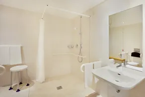 Holiday Inn Nürnberg City Centre by IHG - Salle de bain