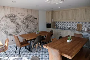 Royal Beach Hostel - Restaurant