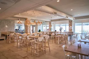Sand Dunes Tower Suites and Villas - Restaurant