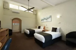 Barclay Motor Inn - Room