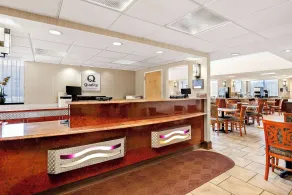 Quality Inn Salem - I-81 - Hall
