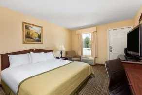 Baymont by Wyndham Easley/Greenville - Chambre