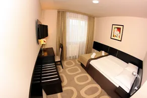 Hotel Picaro Stok - Habitación