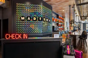 Moxy Madison Downtown - Resepsjon