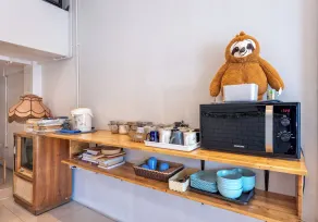 Sloth Hostel Don Mueang - Lobby