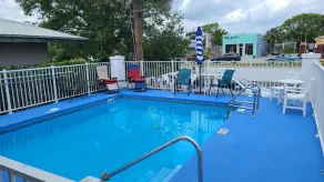 Historic Inn - Pool