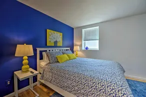 Central & Contemporary NJ Condo: Steps to Shore! - Innenbereich