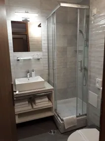 Hotel Albamaris - Baño