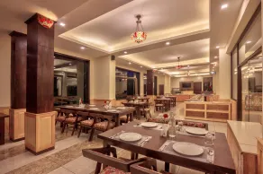 The Katoch Grand Resort - Restaurant