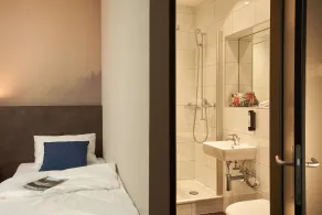 The HEY HOTEL - Bathroom
