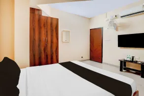 Super Hotel O Abbigere Bangalore North Formerly MLV Grand - Chambre