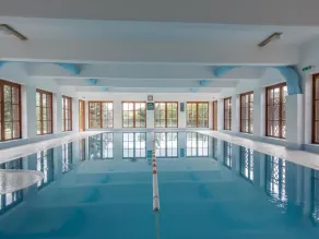 Petneházy Aparthotel - Piscina