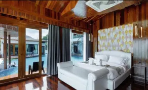Hotel Villa AoKhanom Beachfront - Chambre