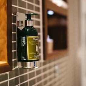 Fraser Suites Queens Gate - Bathroom