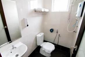 Sg Pelek Hotel - Bathroom
