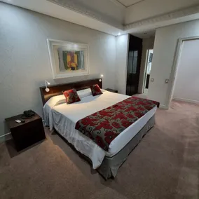 Hotel Victoria Villa Curitiba by Nacional Inn - Camera