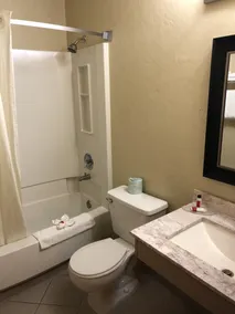 Super 8 by Wyndham Kennewick - Salle de bain