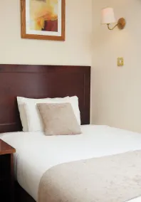 The Bell Hotel Woburn By Greene King Inns - Quarto