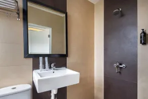 The Quay Hotel Little India at Broadway - Bathroom