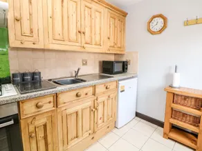 Monsal Cottage - Private kitchen