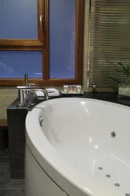 Roc Blanc Hotel & Spa - Bathroom