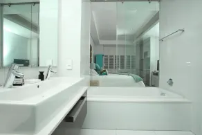 Sandton Skye - Badezimmer