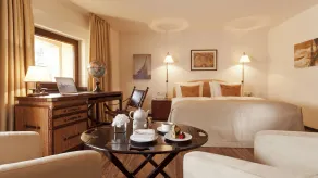 ABION Villa Suites - Chambre