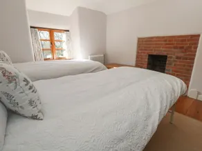 Limberlost Cottage - Room