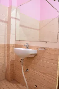 Hotel Sarweshwary - Casa de banho
