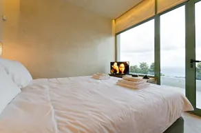 Mama La Roosa Luxury Retreat - Room