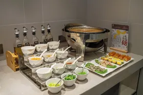 Home Inn Hotel Zhongshan Road - Restaurant