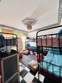 Pikala Hostel - Chambre