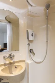 Hôtel Campanile Roissy-en-France - Salle de bain