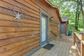 Boat Launch + Screened Porch: Warsaw Cabin Retreat - Interiør
