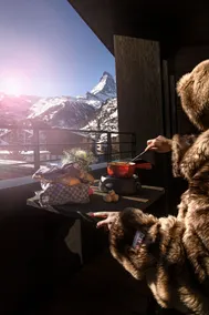 Hotel ZERMAMA Zermatt - Ausblick vom Zimmer