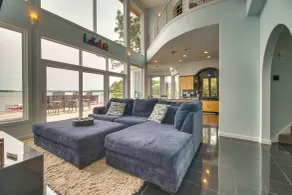 Indoor Pool + Waterfront Deck: Spacious Jay Home - Innenbereich