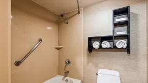 Best Western Brentwood Inn - Salle de bain
