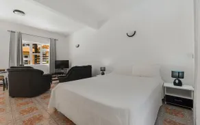 Wanna Studio Apartments - Room