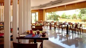 Park Inn by Radisson Al Khobar - Restaurant