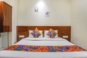 FabHotel RVC Grand Central - Quarto
